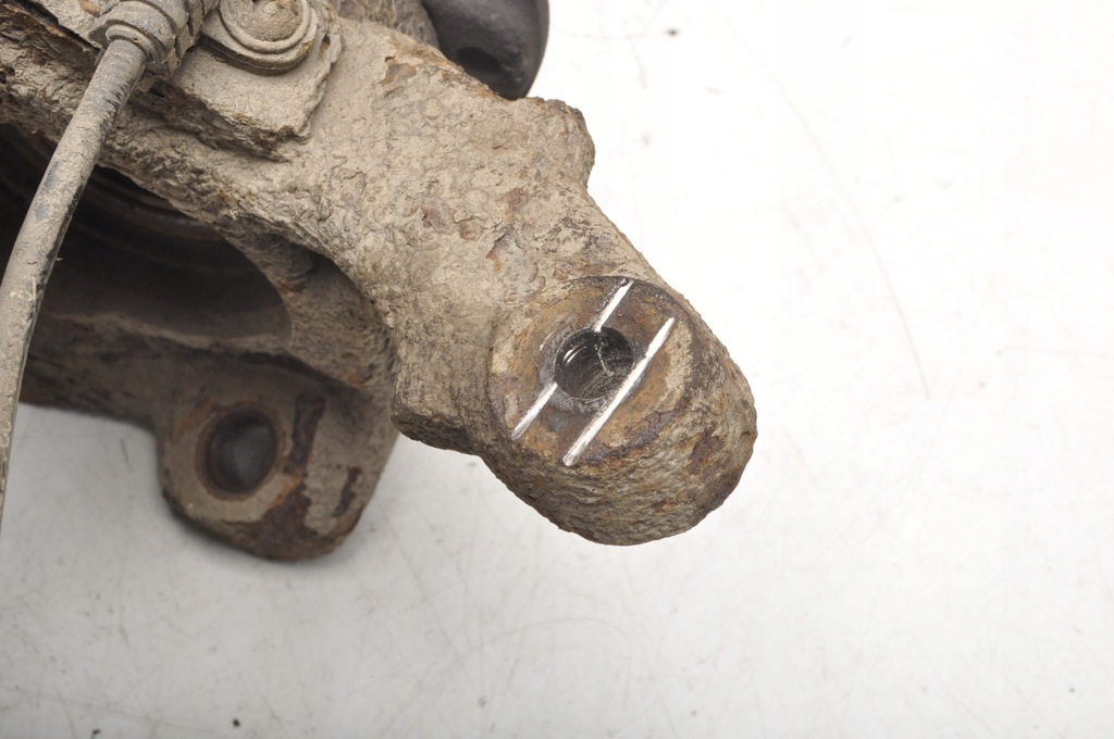 фото №5, Dacia duster поворотний кулак права передня