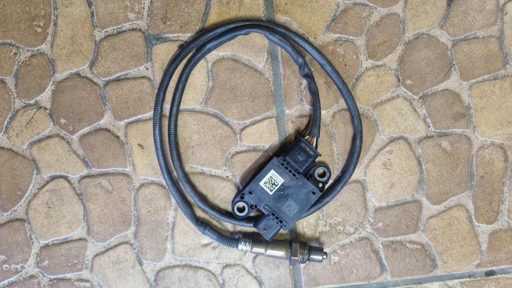 фото №1, Датчик лямбда-зонд nox bmw x3 x5 x6 3.0d 8477724-01