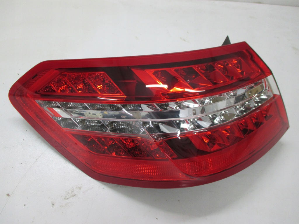 фото №1, Mercedes e-klasa w212 лампа led ліва задня лівий задня a2129060558