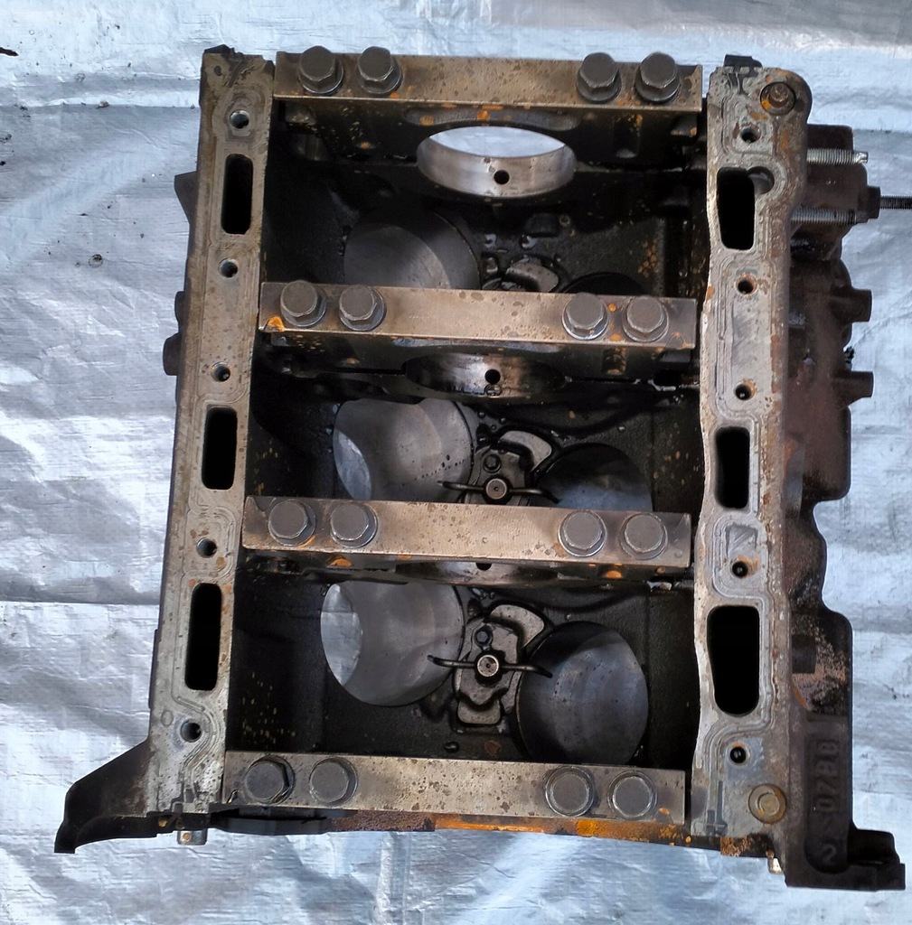 фото №14, Блок двигателя citroen c5 iii x7 c6 407 2.7 hdi v6 uhz 5u3q-6015-ae