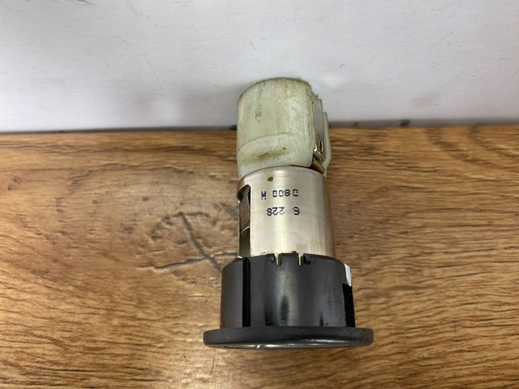 Роз'єм прикурювача chevrolet corvette c6 2005+ Недорого