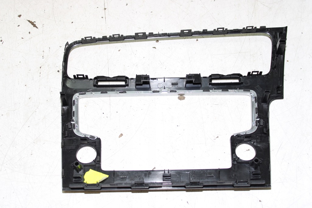 фото №4, Рамка радио навигации vw golf vii dekor 5g1819743 dekor