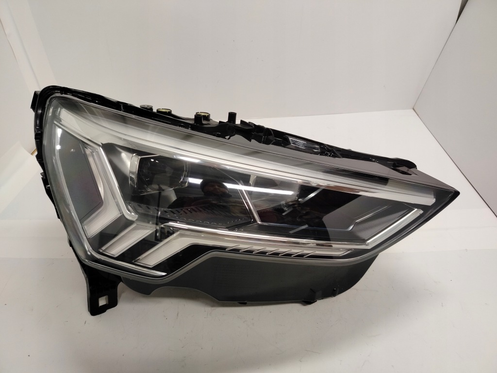 Купить Audi q3 83a 2 full led фара правый