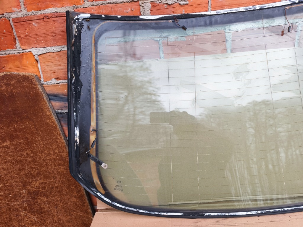 Купити Ford mondeo mk4 2.0 tdci рестайлінг  скло задній кришки багажника hb хетчбек задня