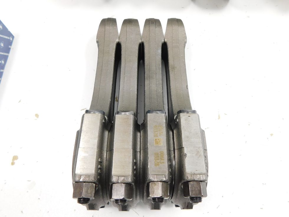 Wał колінчастий +4 шатуни euro6 2.0 bluehdi peugeot boxer citroen jumper Недорого