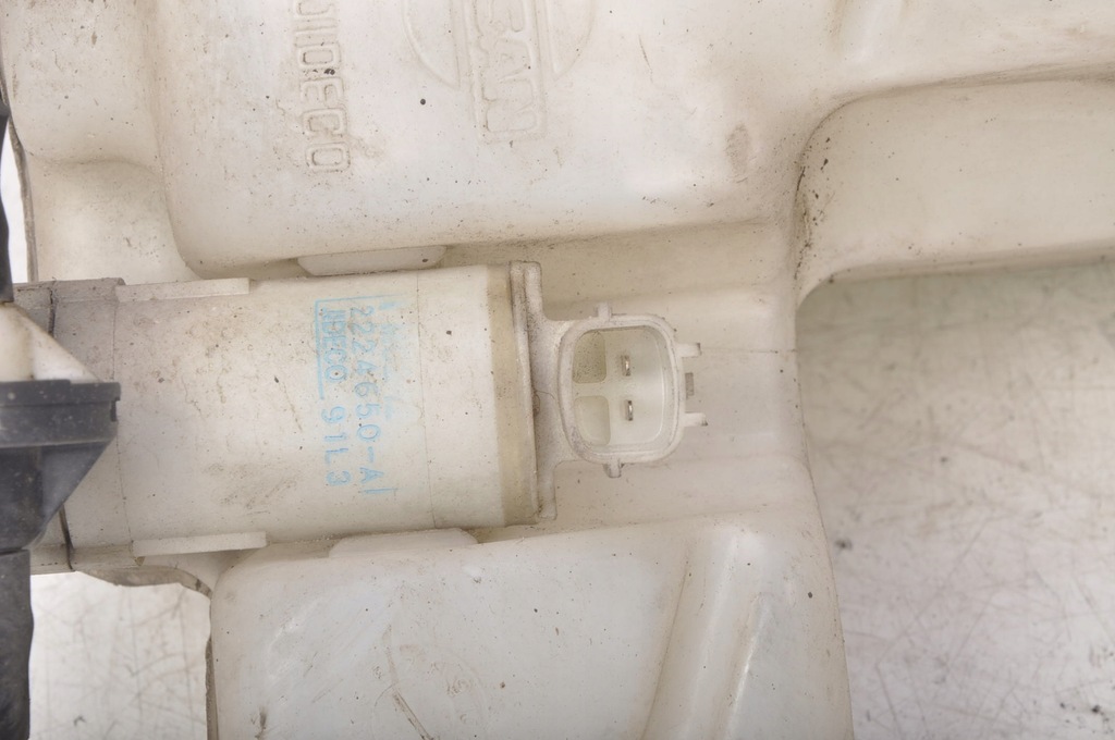 фото №6, Nissan murano i z50 3.5 бачок омывателя