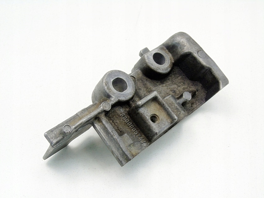 фото №1, Кронштейн головки 1.4 16v clio 2 thalia megane 2 scenic modus 8200066247