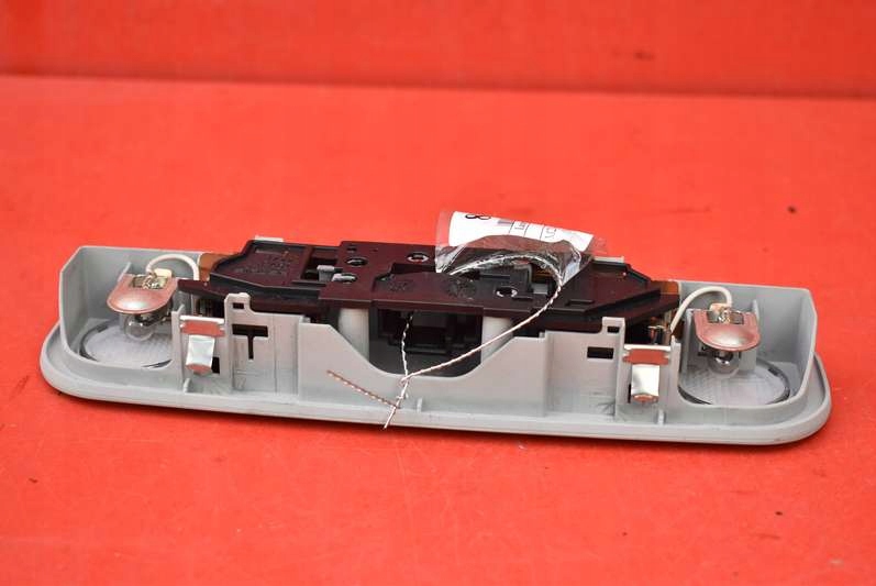 фото №6, Лампа освещение салона задняя 4l0947111b audi a6 c6 04-08