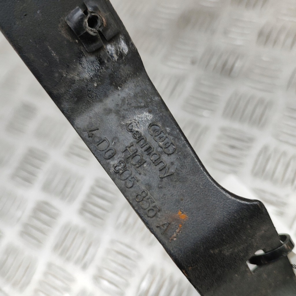 фото №7, Audi a8 s8 d2 4d 1997 права сторона кронштейн / кронштейн лампи передньої