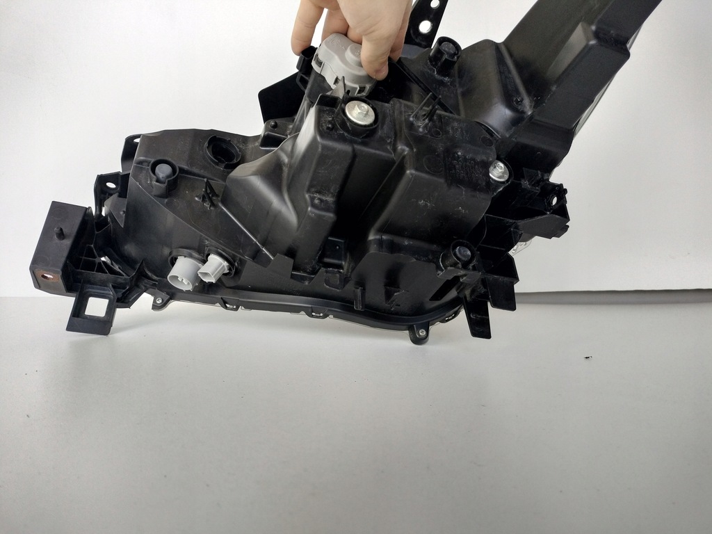 фото №10, Лампа правая фара mazda cx5 ii 17- full led 9 pin