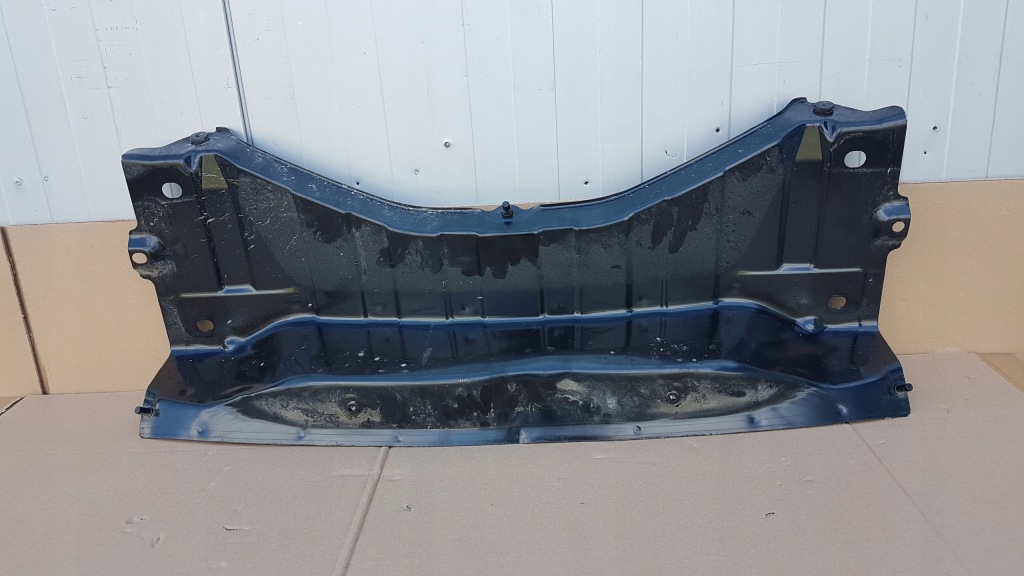 Pas задній задня tesla y 1487744 Недорого