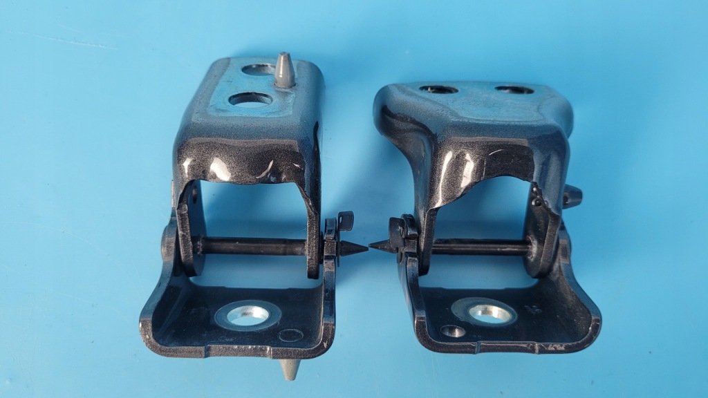 Opel astra l vi 23r петли дверь левый задний  комплект Киев