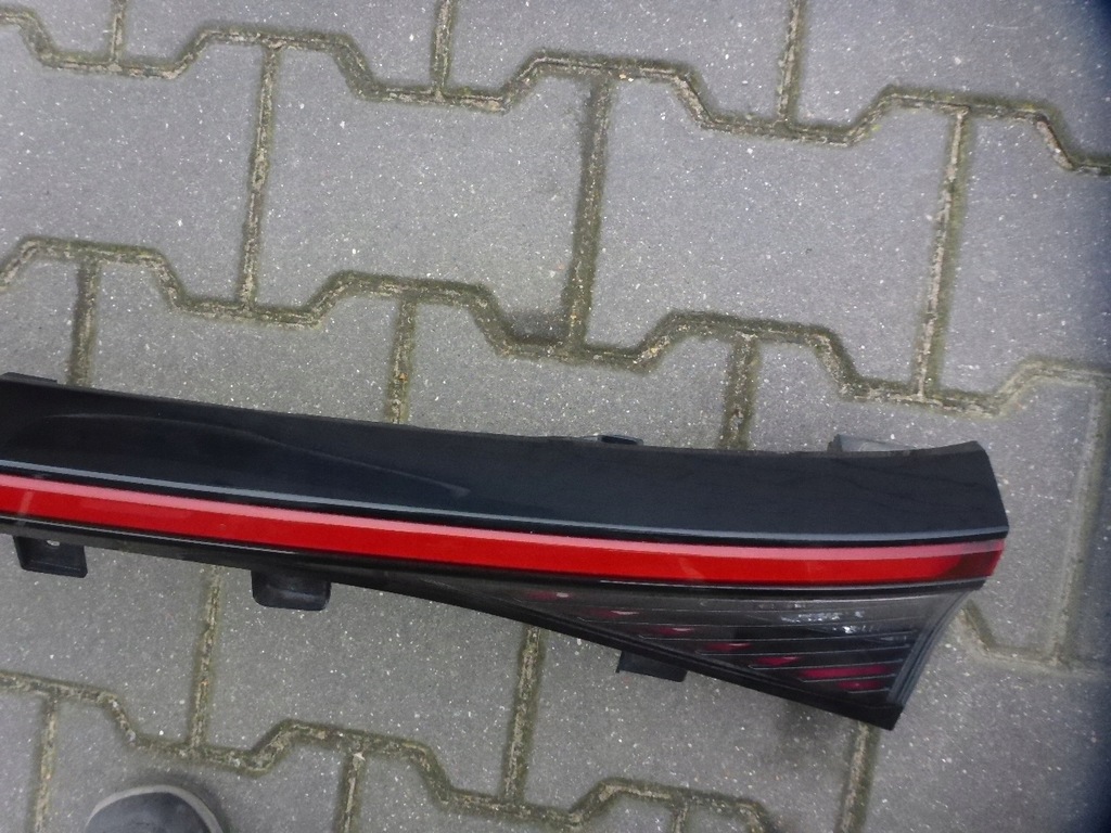 фото №6, Toyota bz4x лампа задняя накладка w крышка оригинал europa