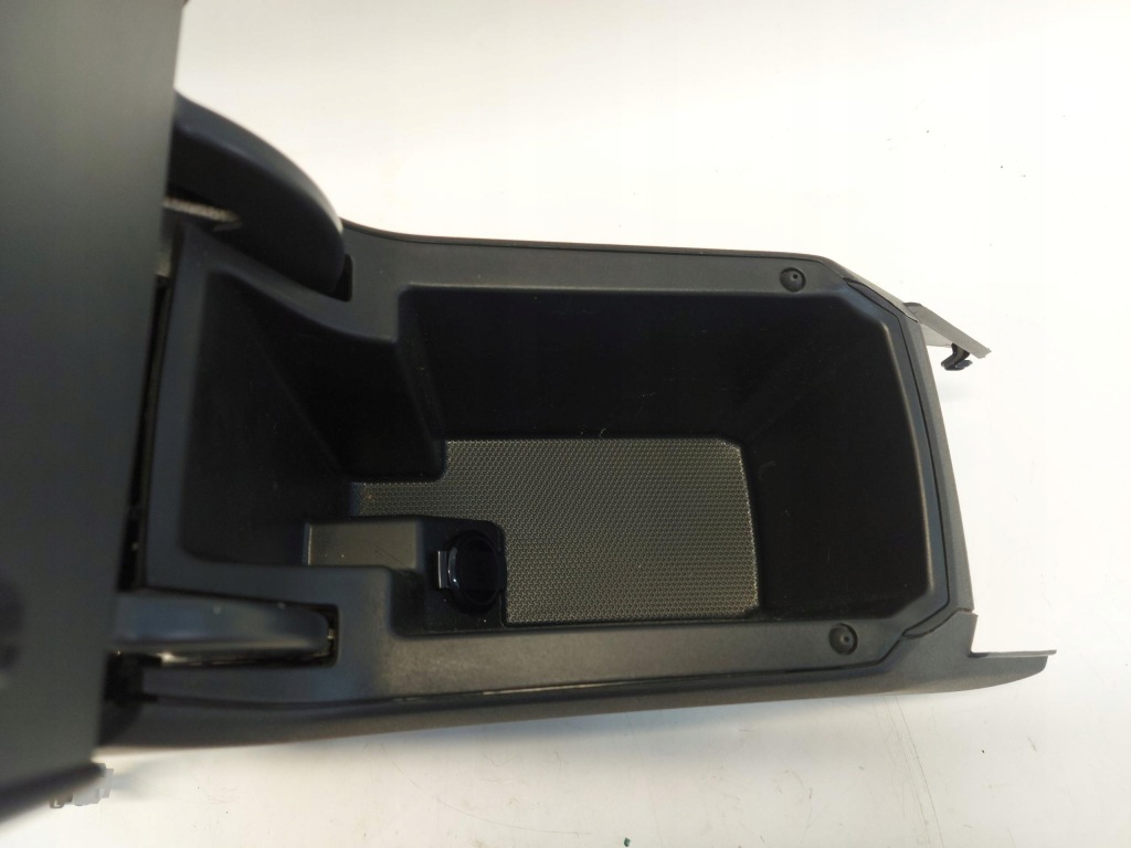 фото №5, Cupra formentor 5ff подлокотник 5ff864207b