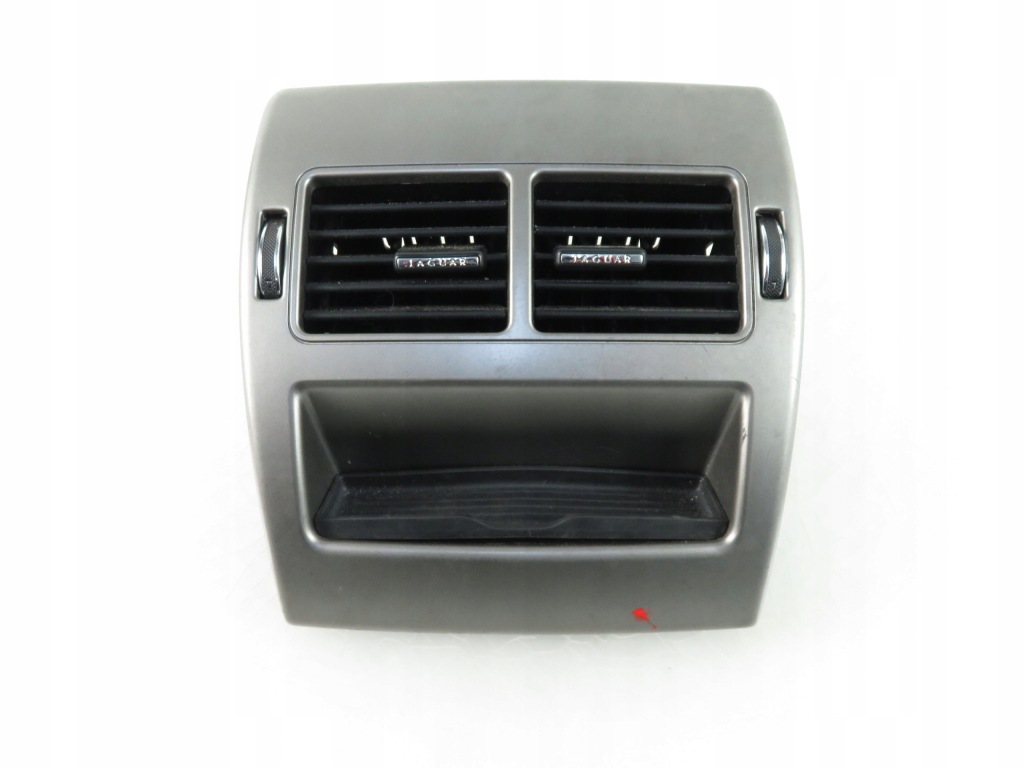 фото №1, Решётка обдув середина jaguar xf x250 8x235467446a