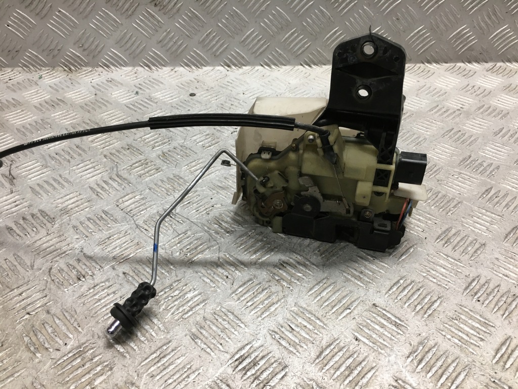 фото №3, Superb i замок лівий перед 8 pin