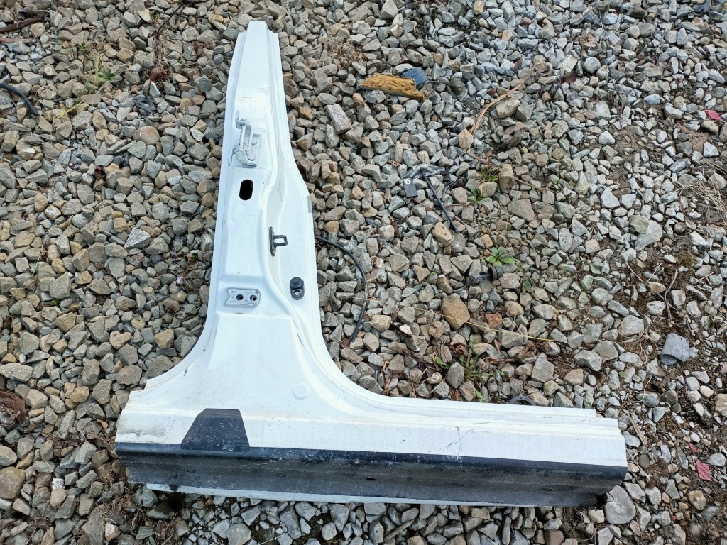 фото №1, Блок двигателя средний правый nissan qashqai j10