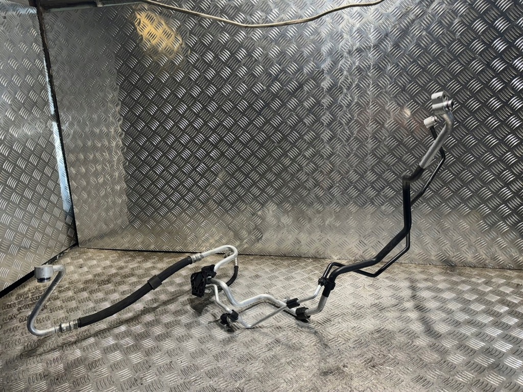 фото №1, Wąż шланг труба кондиционера audi q3 i 8u 8u0816741f 2011-