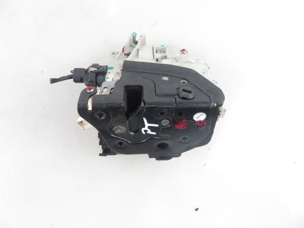 фото №8, Замок правий задній audi q5 8k0839016c