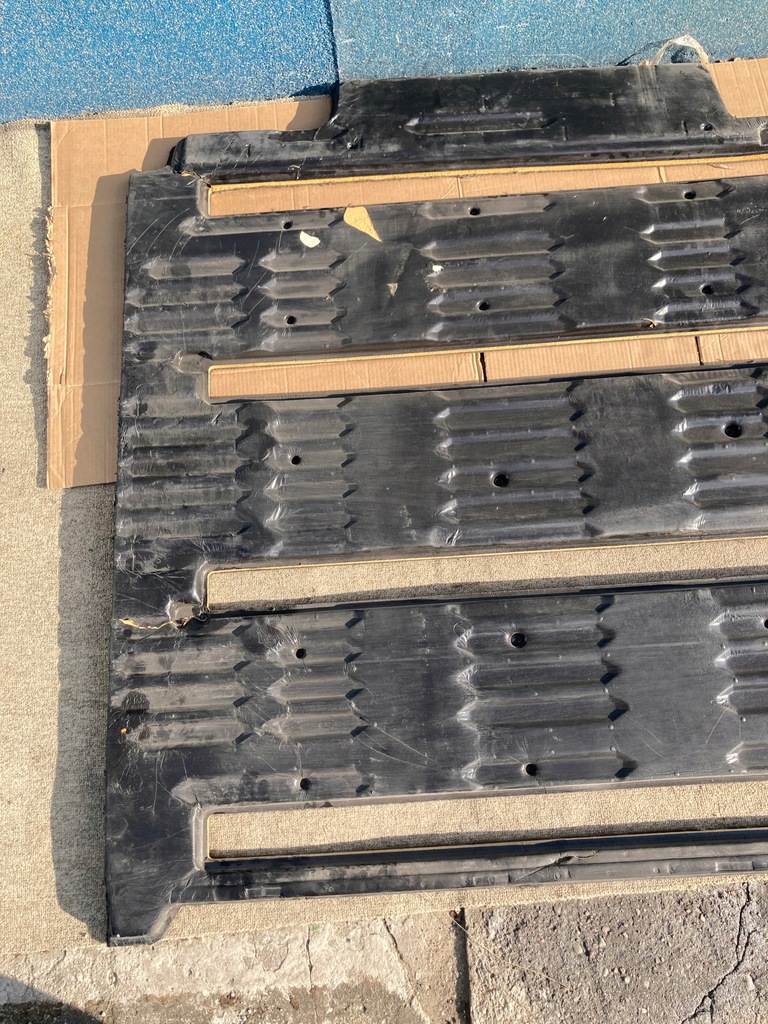 фото №8, Vw t5 multivan пол обшивка задняя коврик задний