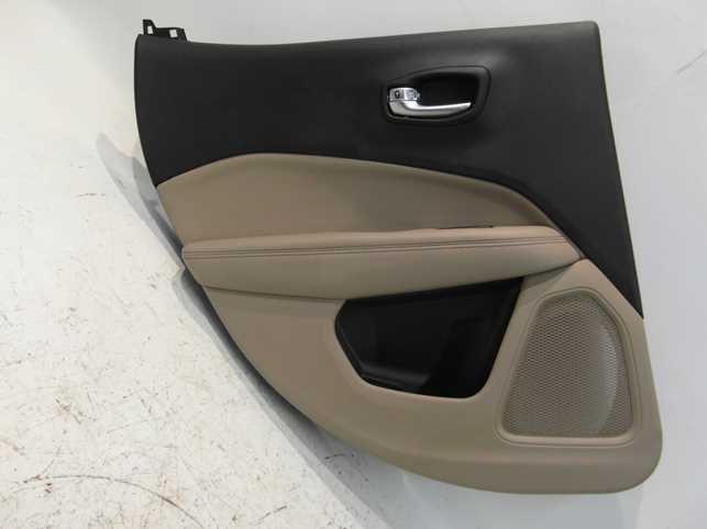 фото №1, Jeep compass ii 17- обшивка дверь левый задняя