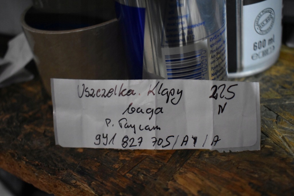 фото №4, Idealna прокладка крышки задняя porsche taycan 1