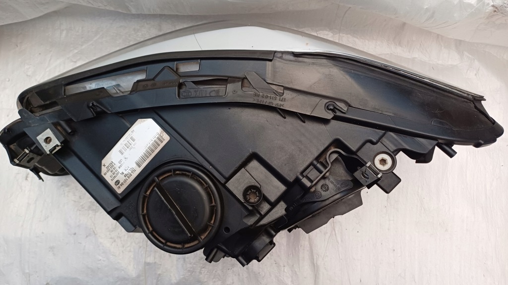Лампа правий hella bmw 5 f10/f11 , 12.09-06.13 720324208 оригінал європа права Київ