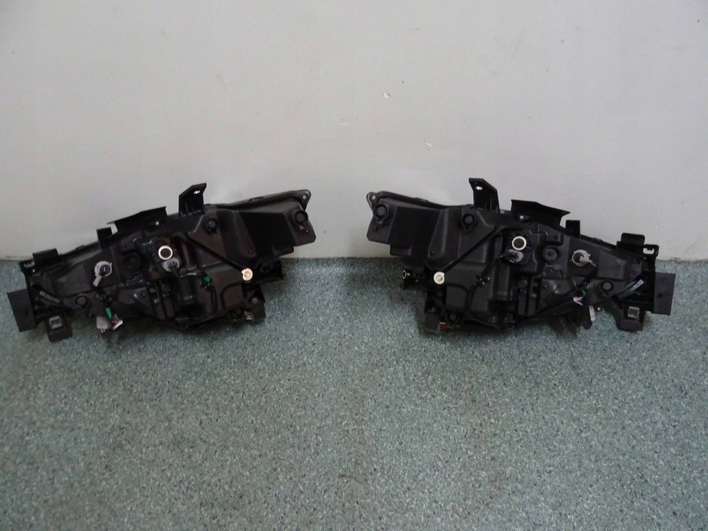 фото №9, Mazda cx5 ii 17- лампи передні led ліва + права