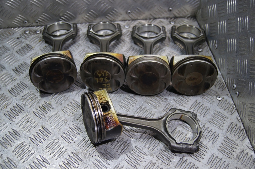 фото №1, Поршень шатун вкладыши jeep cherokee wk2 3.6