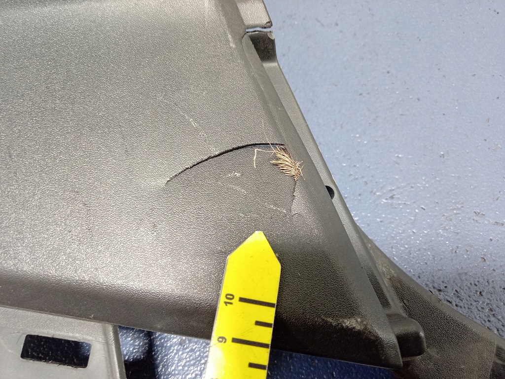 фото №6, Scania r обшивка бампера середина 2311420