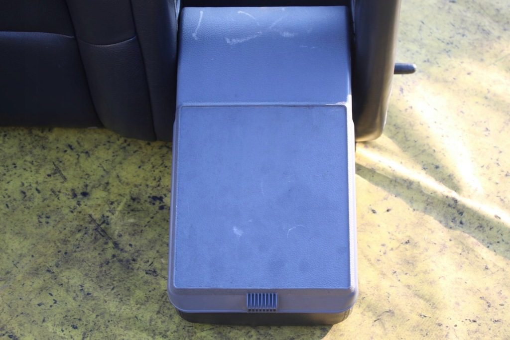 фото №11, Спинка сиденье задняя кожа volvo s60