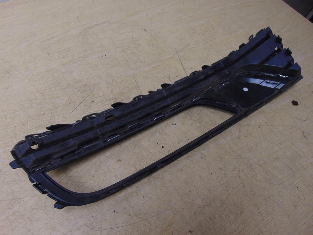 фото №12, Решітка w бампер vw passat b7 права 3aa853666a