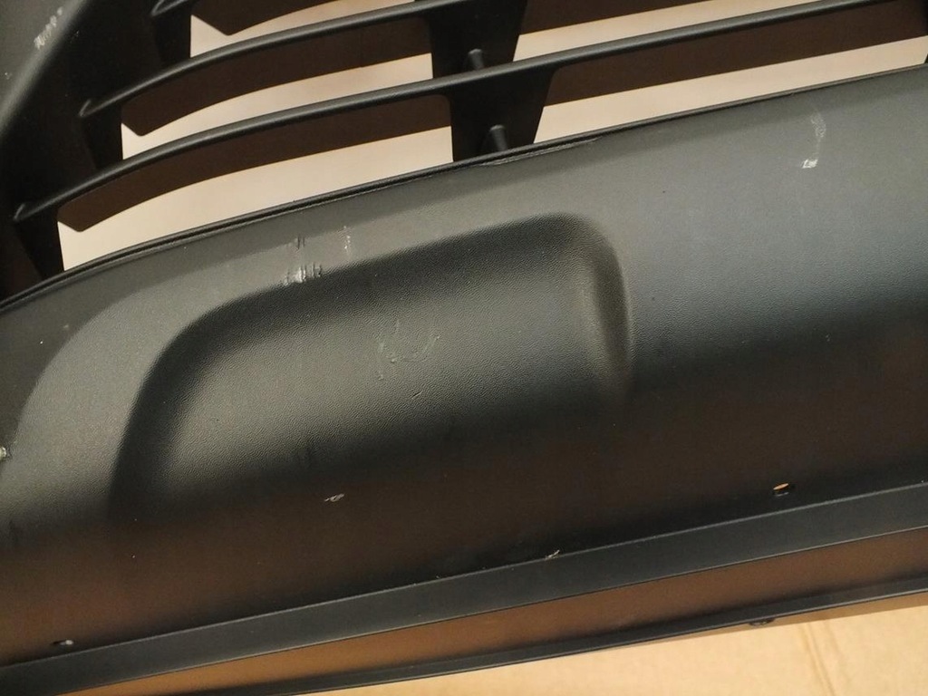 фото №14, Renault koleos ii решітка бампера перед oryg