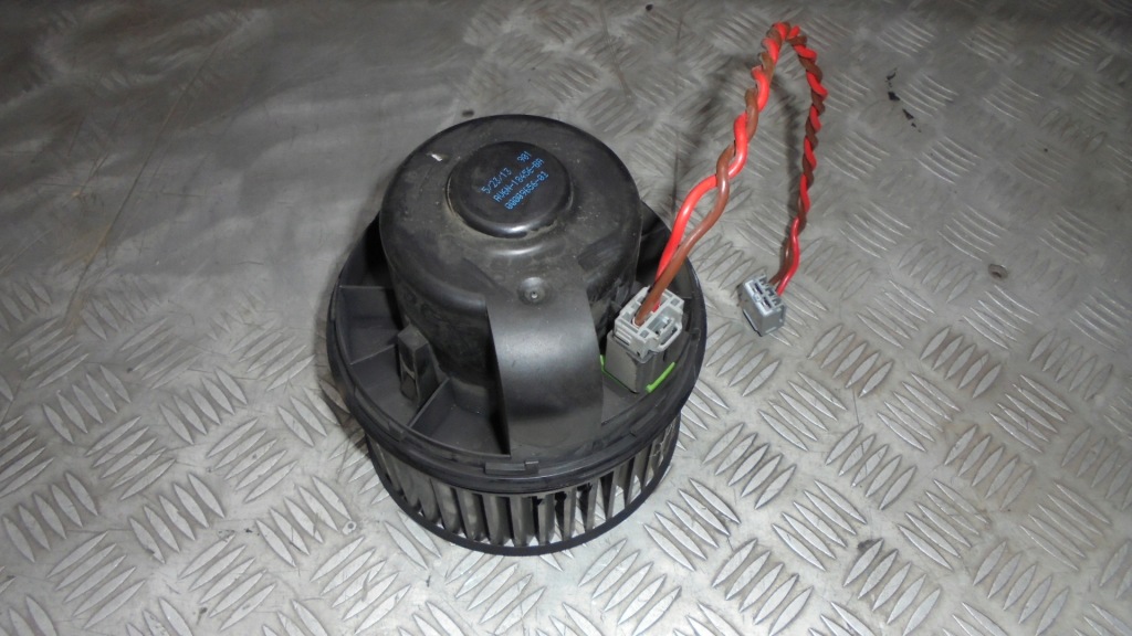 фото №1, Вентилятор обдув volvo v40 ii d2 1.6d 2014