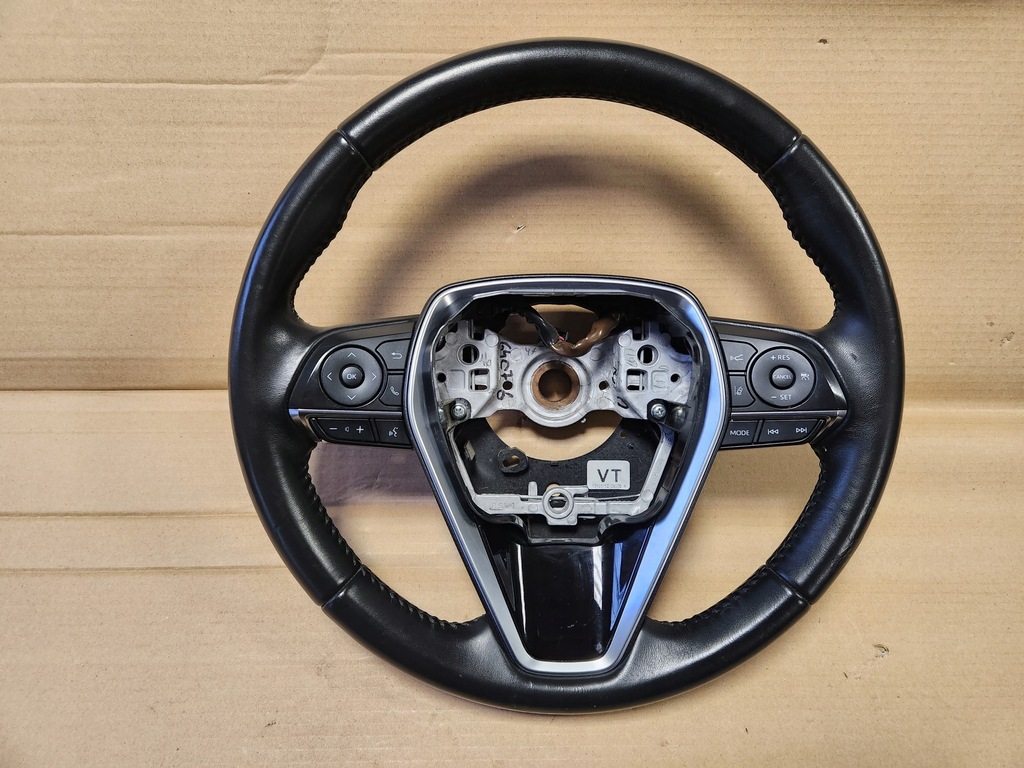 фото №1, Воздуховод toyota camry viii '17- кожа оригинал