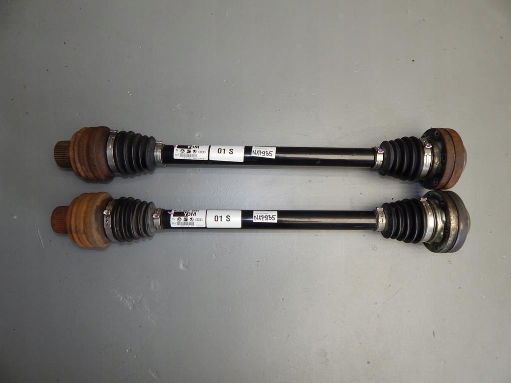 фото №1, Audi оригінальний номер 8t8945096f лампа задня комбінована