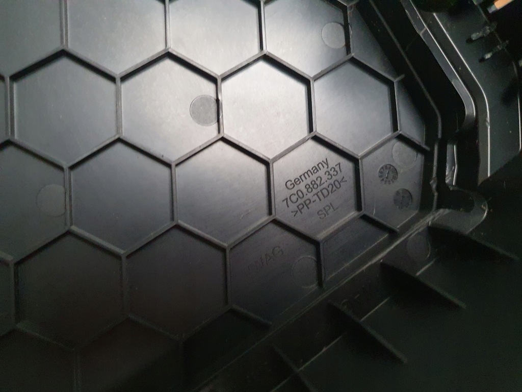 фото №8, Коробка запобіжників реле vw crafter ii man tge 2.0tdi 7c0035205c