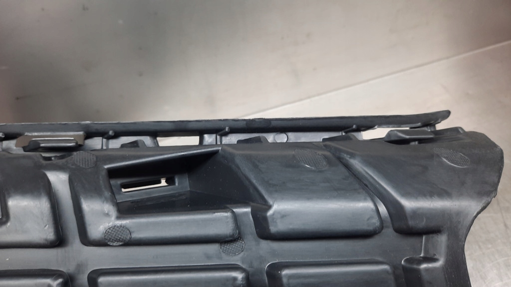 фото №6, Направляющая бампера правый перед volvo s60 ii v60 lift 13-19r