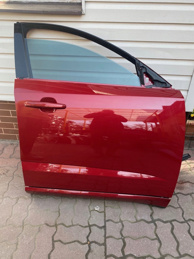 фото №1, Jaguar e-pace дверь правое передние