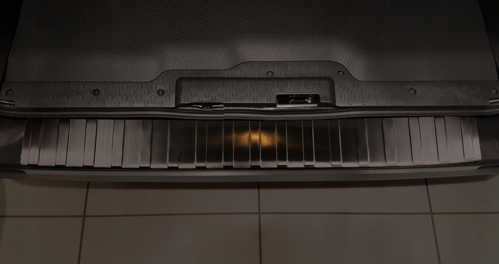 фото №2, Молдинг накладка na бампер renault trafic 2014-