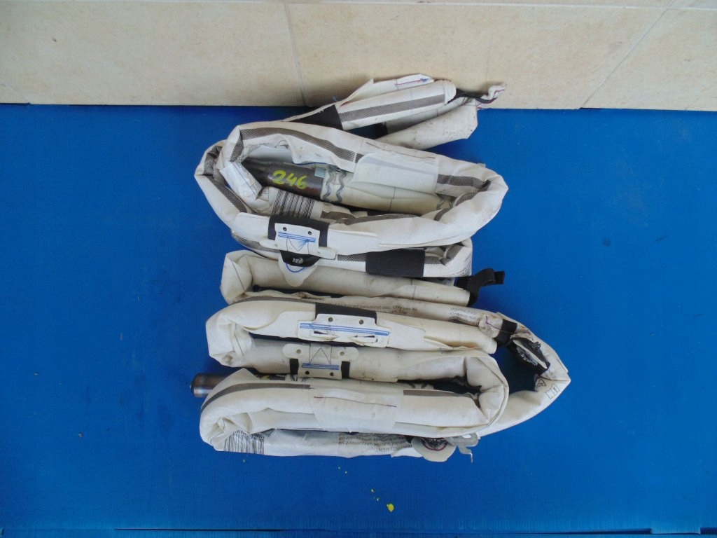 фото №1, Шторка безпеки права ліва mercedes b-klasa w246 2014 rok.