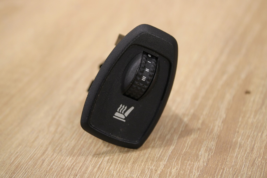 фото №1, Переключатель левый подогрев сиденье renault laguna iii