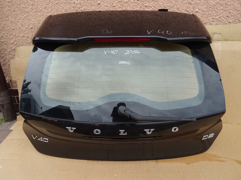 фото №1, Volvo v40 кришка багажника задня 2014r