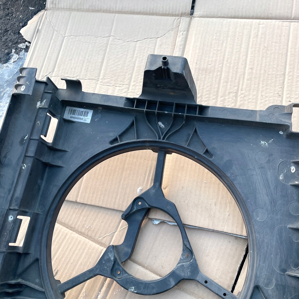 Smart fortwo a451 корпус вентилятора a4515000600 a0002009323 оригинал Цена