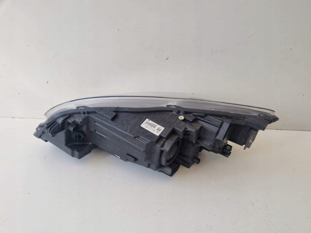 Ford kuga mk3 фара правый перед led lv4b-13e014-ca Недорого