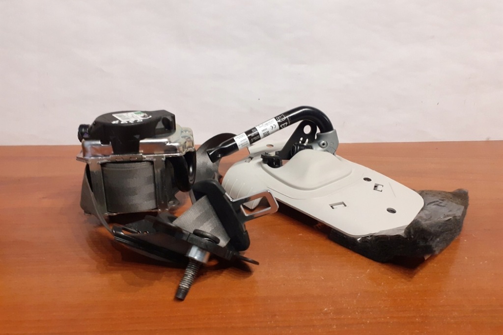 фото №8, Pas безпеки передній правий jaguar xf x260 630704400 2016