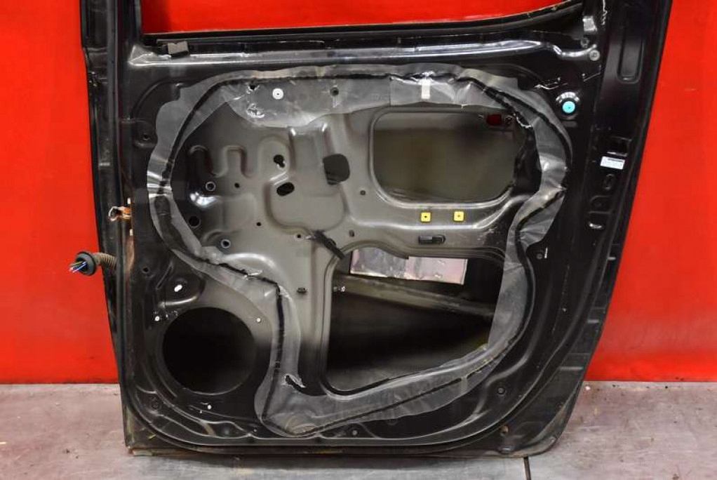 фото №14, Дверь правое задняя задние чёрные toyota hilux 7 vii 05-15