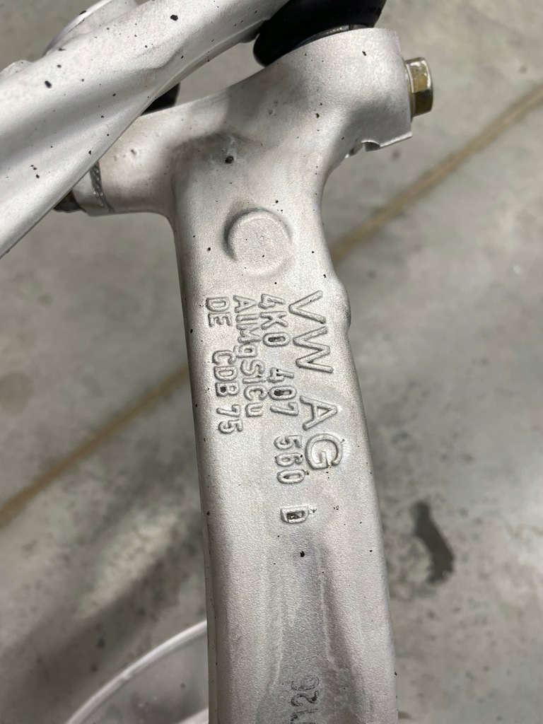 фото №7, Поворотний кулак комплектна ліва a6 a7 c8 важелі оригінал