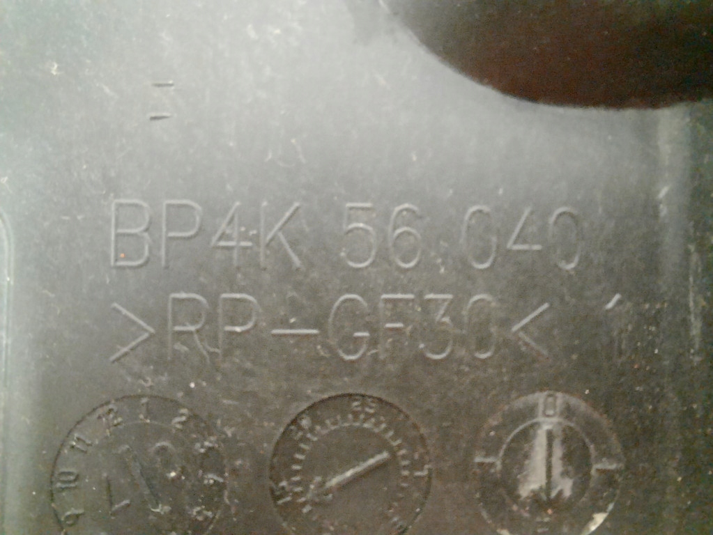 Mazda 3 3 1.6 citd 06-09 основание аккумулятор корпус bp4k56040 16w с Разборки