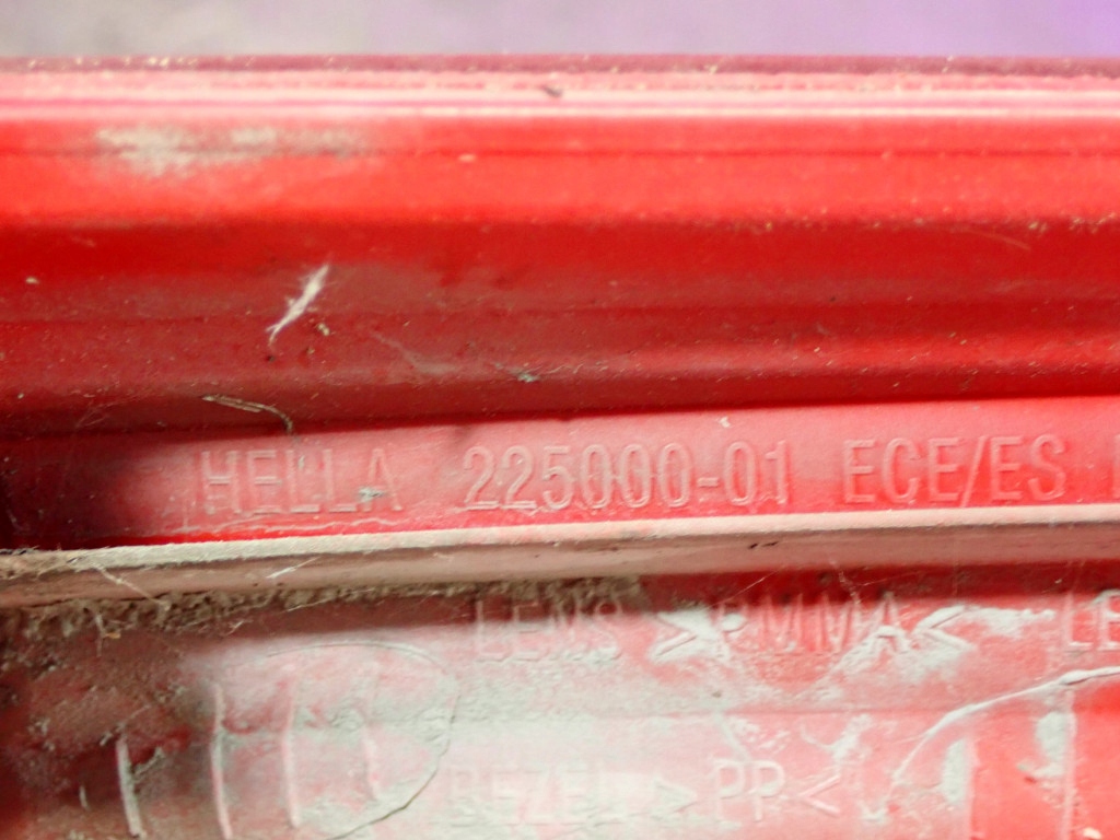 фото №12, Nissan tiida i hb 5d 06-09 лампа задняя левая 26555em01a